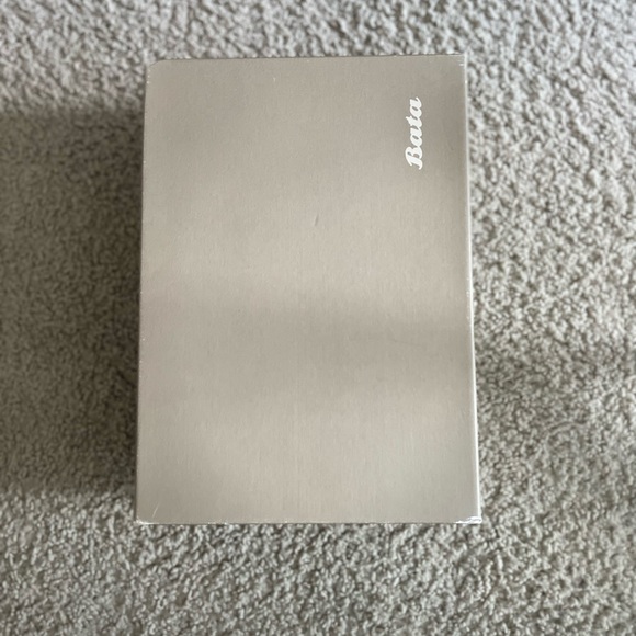 🤩 Silver heels new 🤩 - Picture 8 of 9